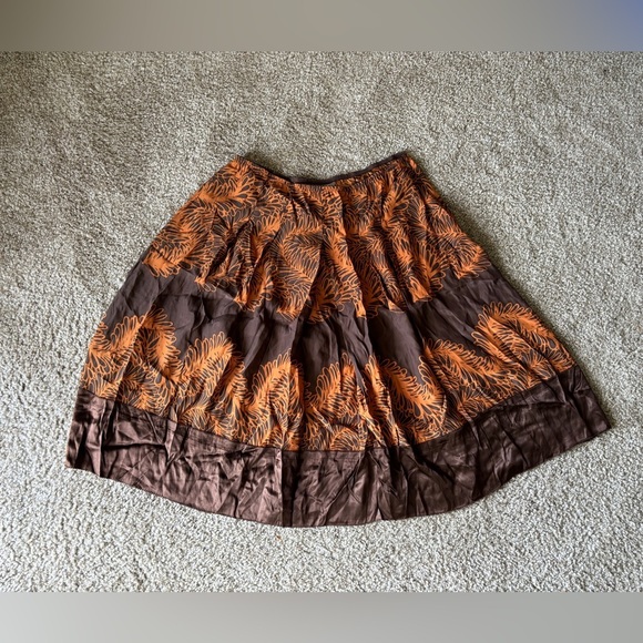 NWT J Jill 100% Silk Skirt Brown Orange Floral Size Petite Large 12 Flowy A Line - Picture 1 of 5